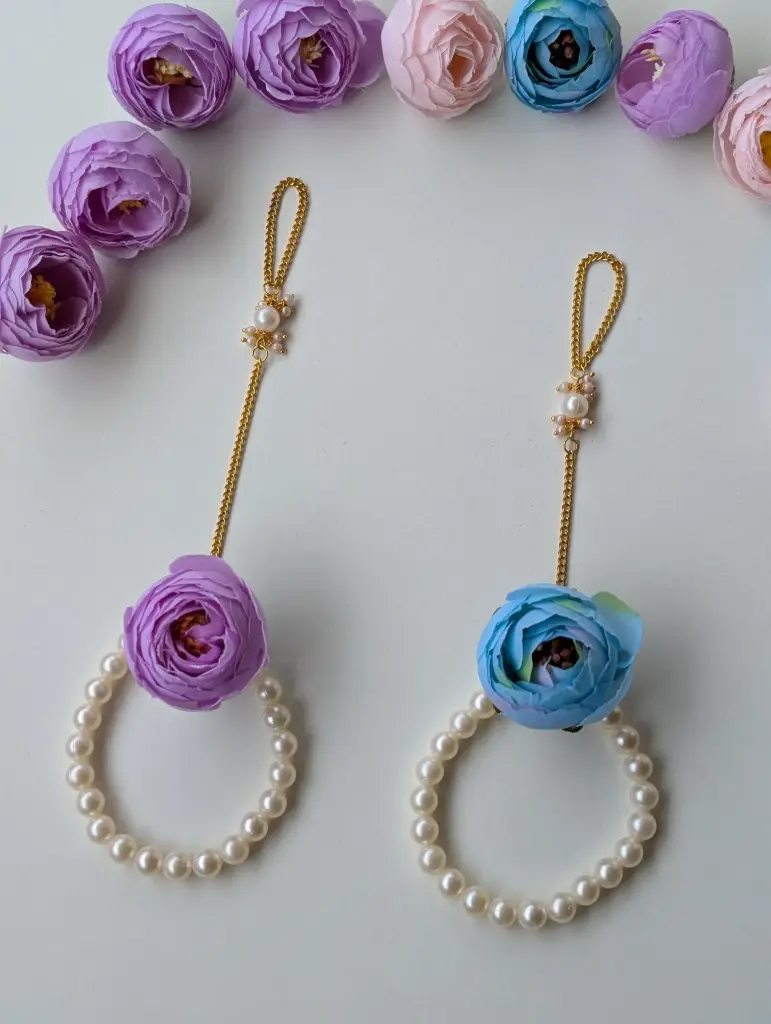 Elegant Dazzling Flower & Pearl  Bracelet Rakhi- Elevate Your Festive Look!